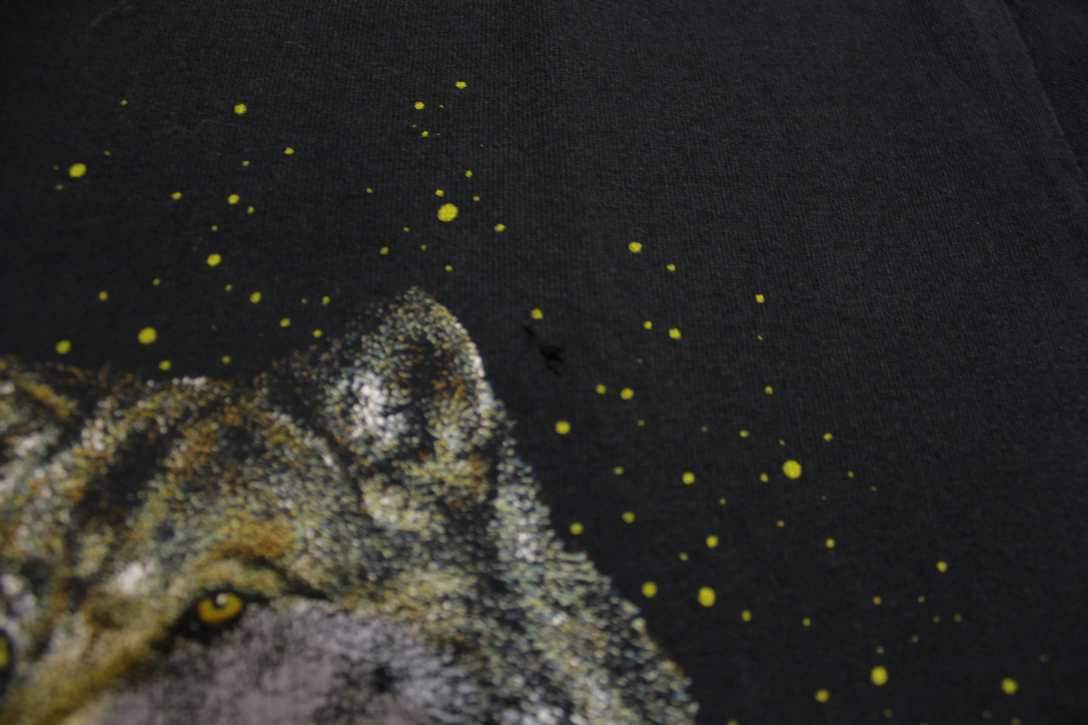 Alaska 90s Howling Wolf Moon Black T-Shirt Jerzees 100% Preshrunk Cotton