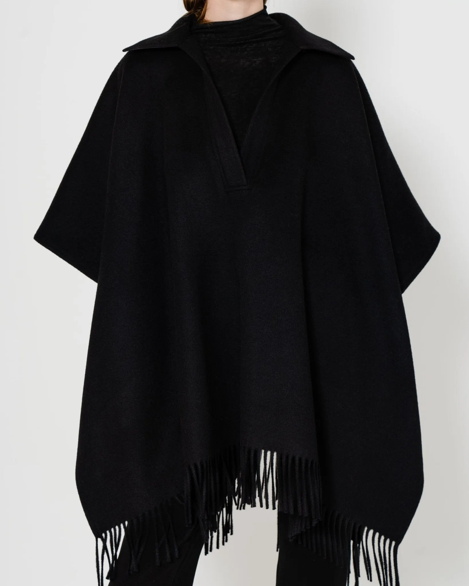 Fringe Wool Poncho | Black