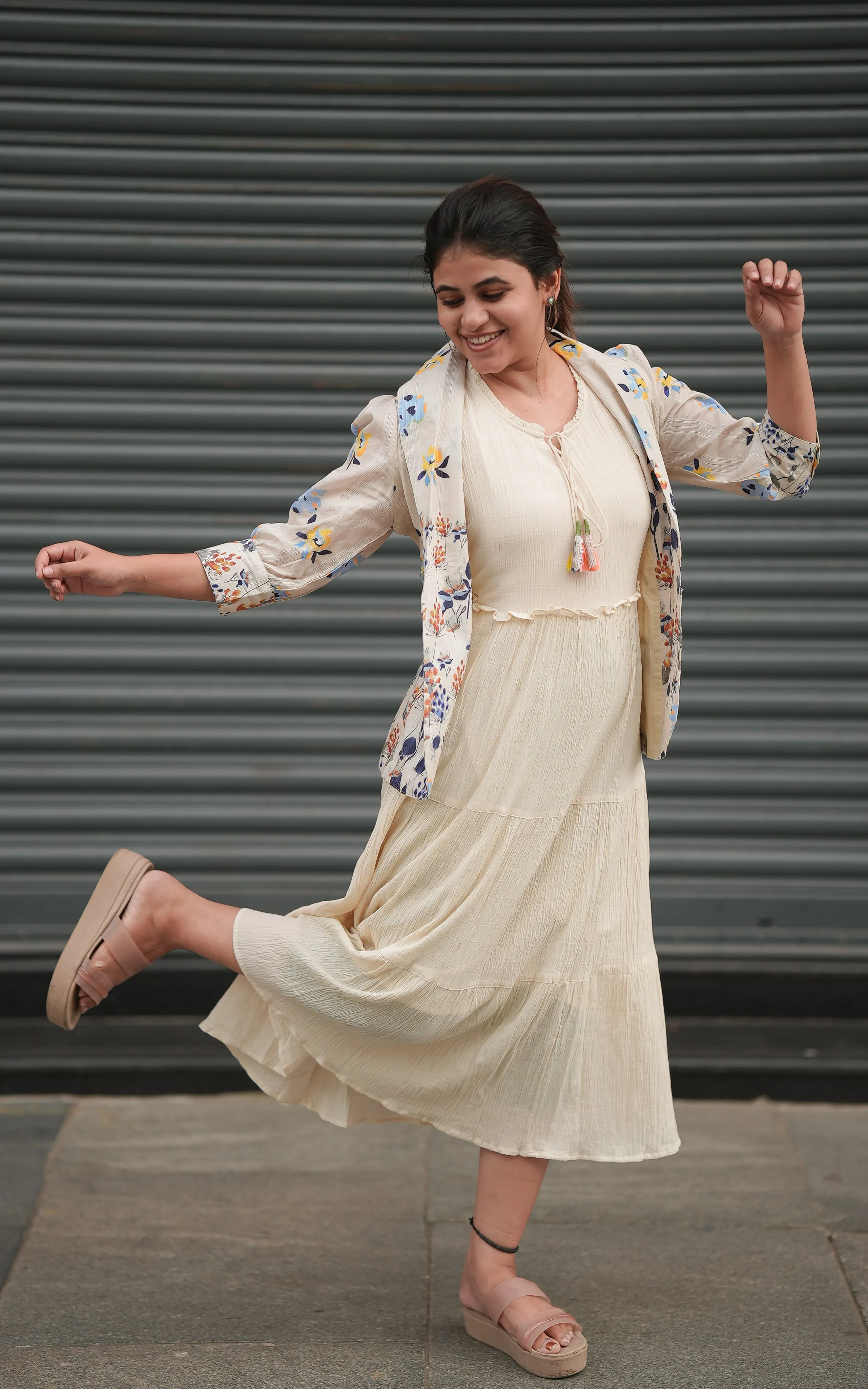 Sharmi Cream (Kurti Coat)