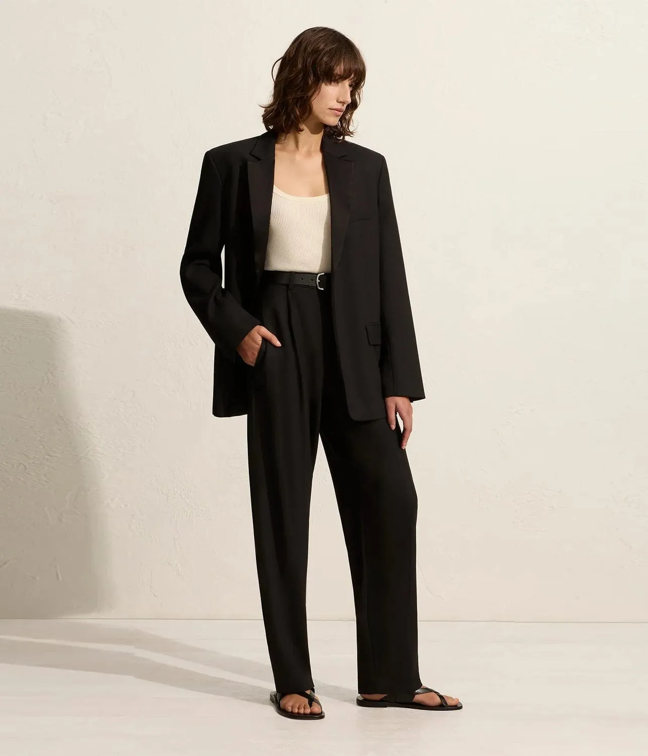 TUXEDO BLAZER- BLACK